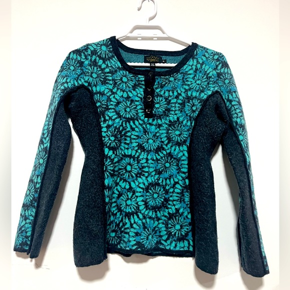 Icelandic design - Picture 1 of 5